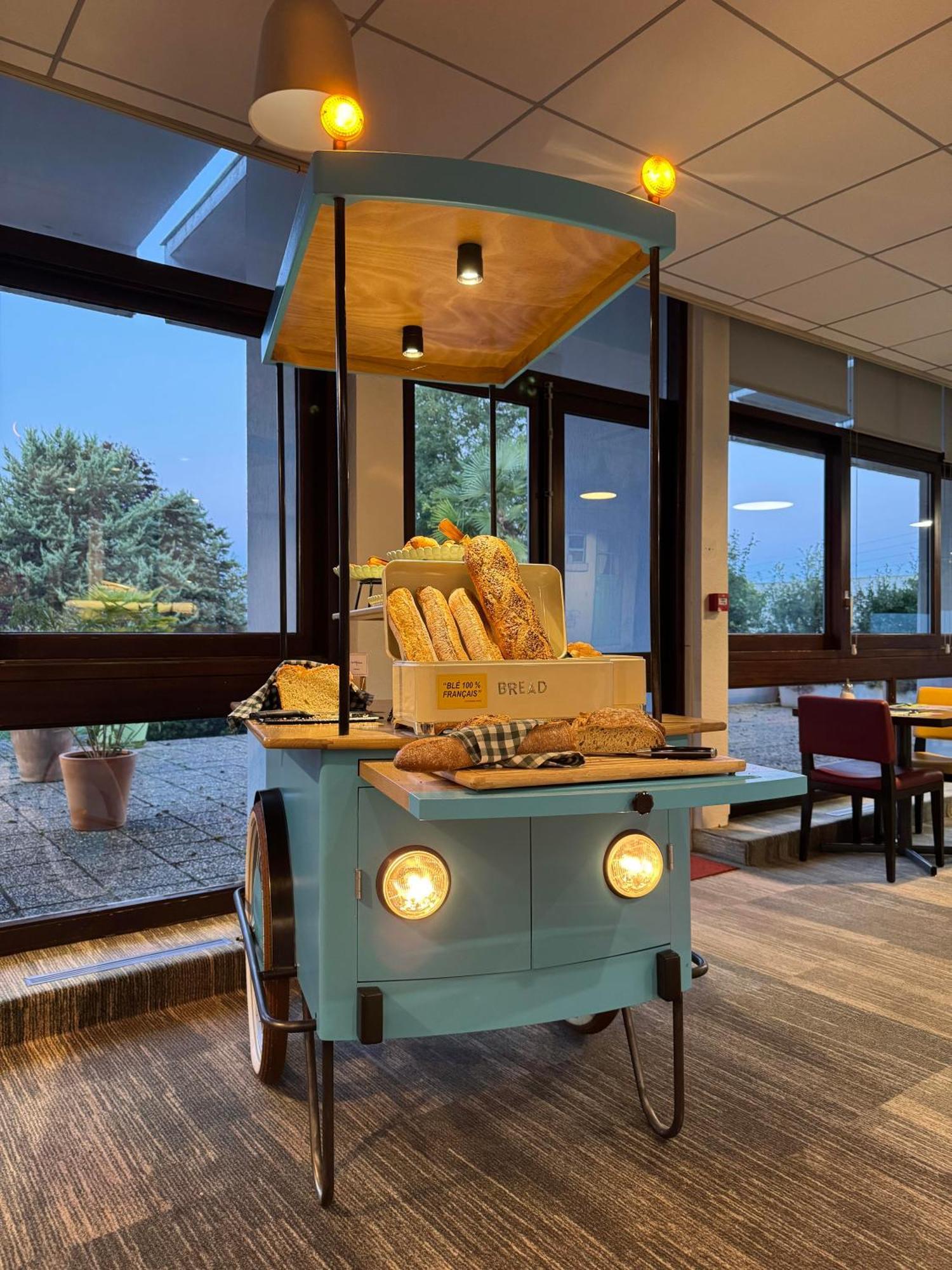 Ibis Styles Angouleme Nord - Hotel Restaurant Champniers  Kültér fotó