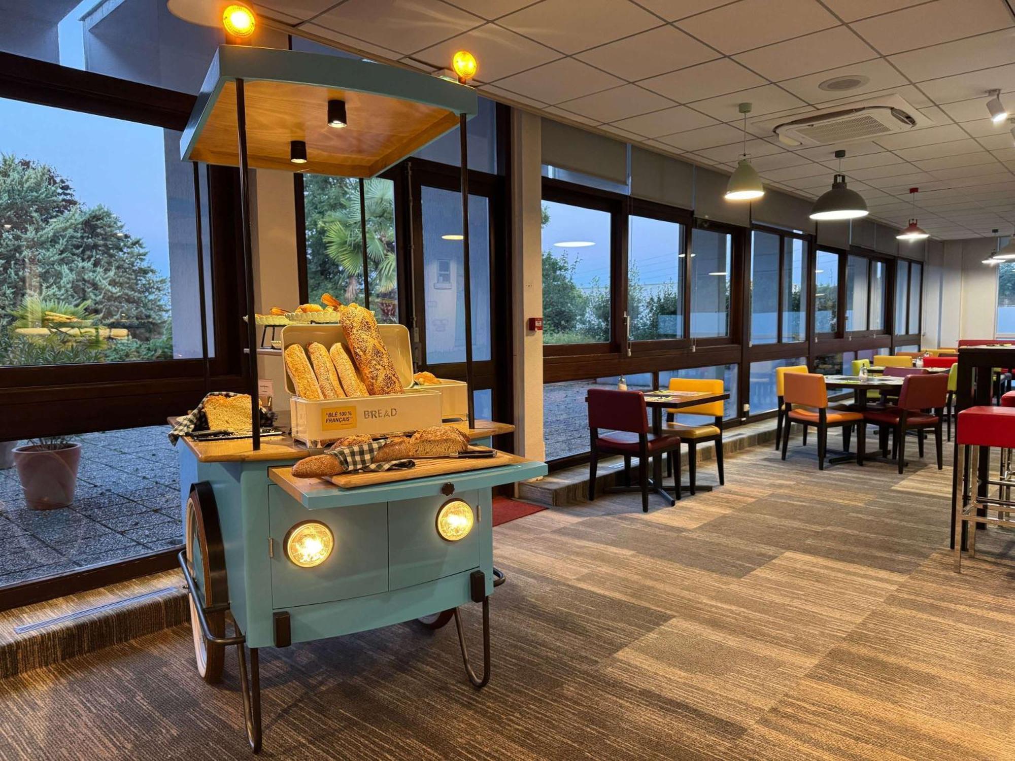Ibis Styles Angouleme Nord - Hotel Restaurant Champniers  Kültér fotó
